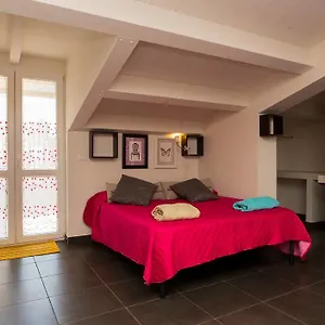 Casa Liuzza Bed & Breakfast Santa Teresa Di Riva